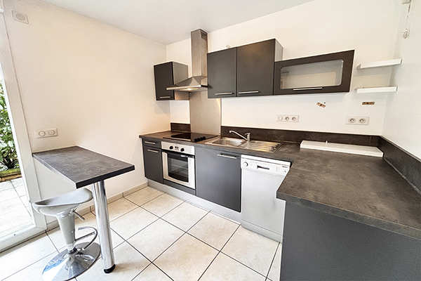 Appartement 2 pièces dans petite résidence vue 3