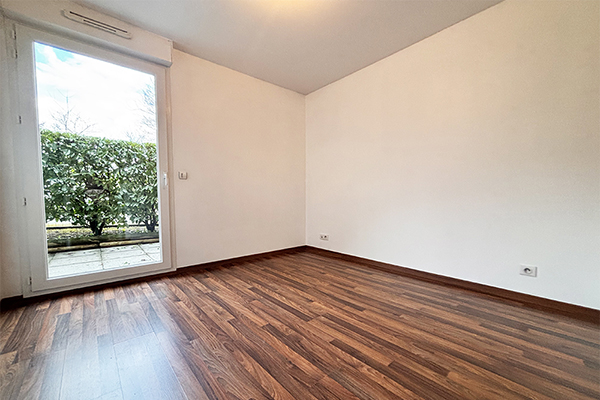 Appartement 2 pièces dans petite résidence vue 4