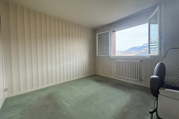 Appartement 4 pièces à rénover vue 3