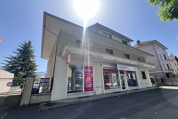 Local commercial traversant vue 5