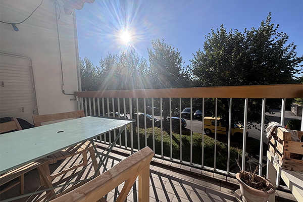 Vaste appartement 3 pièces vue 2