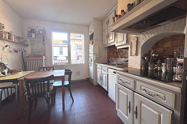 Vaste appartement 3 pièces vue 3