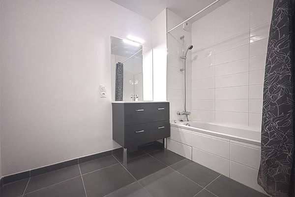 Appartement 3 pièces dans résidence récente vue 5