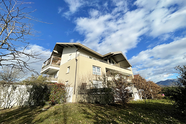 Appartement 2 pièce en rez-de terrasse