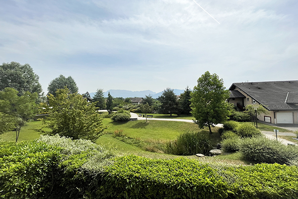 Appartement 2 pièces au calme vue 1