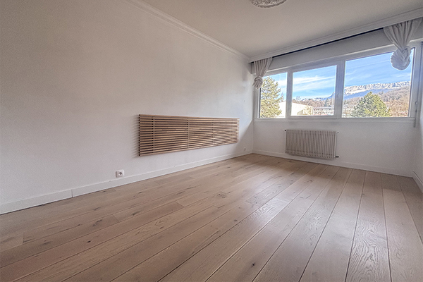 Vaste appartement 3 pièces vue 4