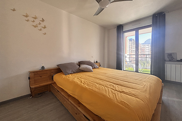 Appartement 2 pièces dans secteur résidentiel vue 4