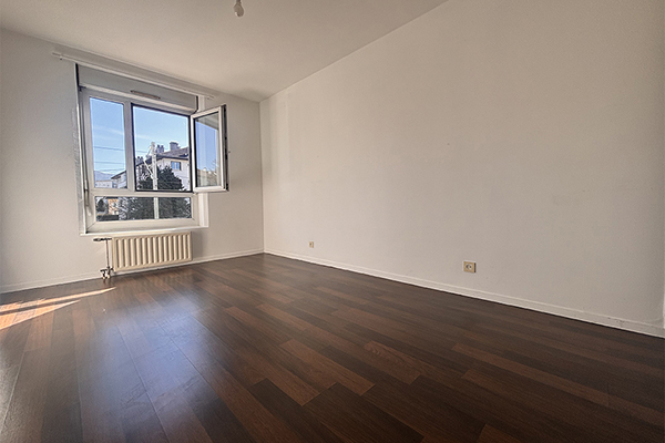 Appartement 4 pièces bien exposé vue 5