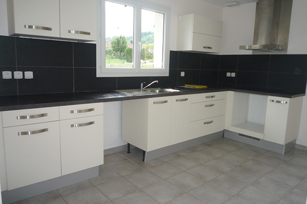 Maison 4 pièces au calme vue 2