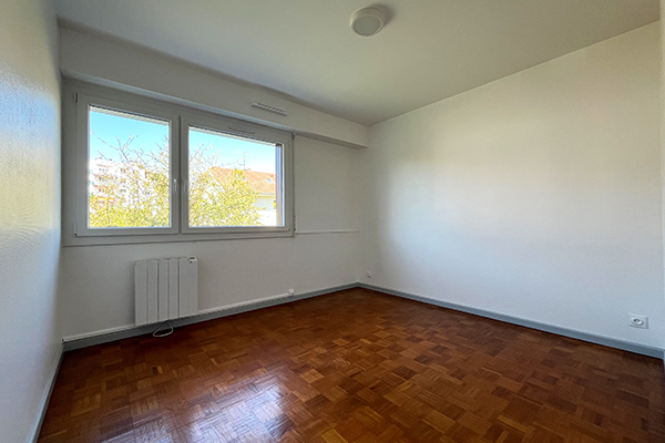Appartement 2 pièces au calme et ensoleillé vue 4