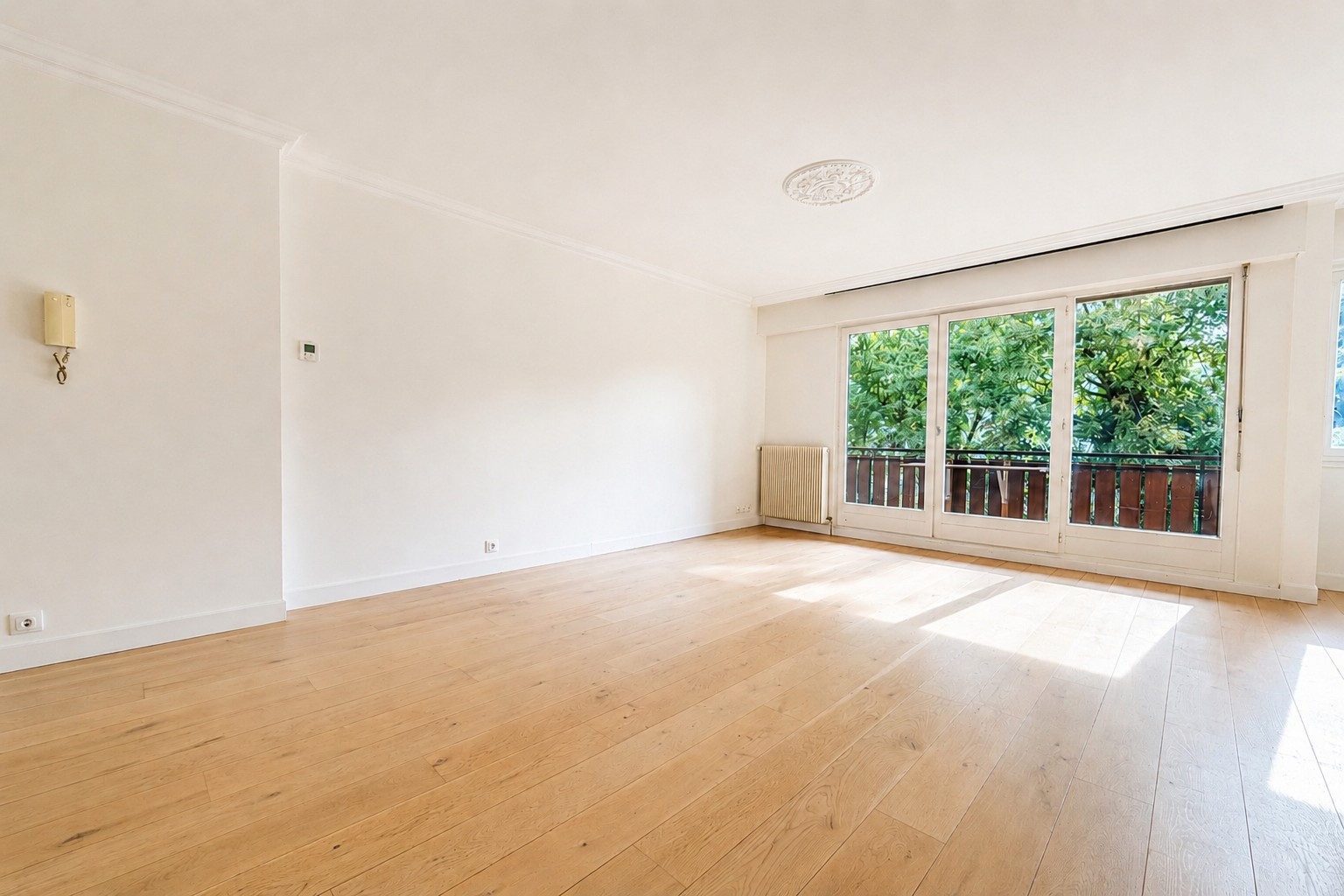 Vaste appartement 3 pièces vue 2