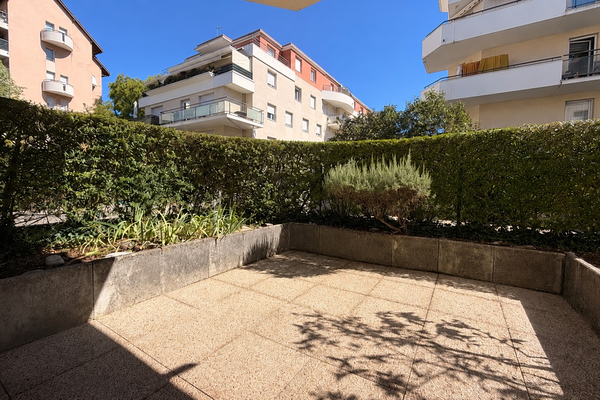 Studio avec terrasse vue 2