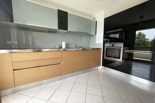 Appartement 2 pièces dans une petite résidence vue 3
